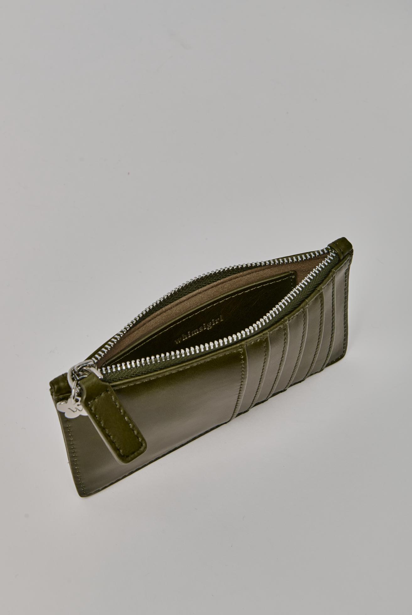 Midcentury Zipped Cardholder in Fig