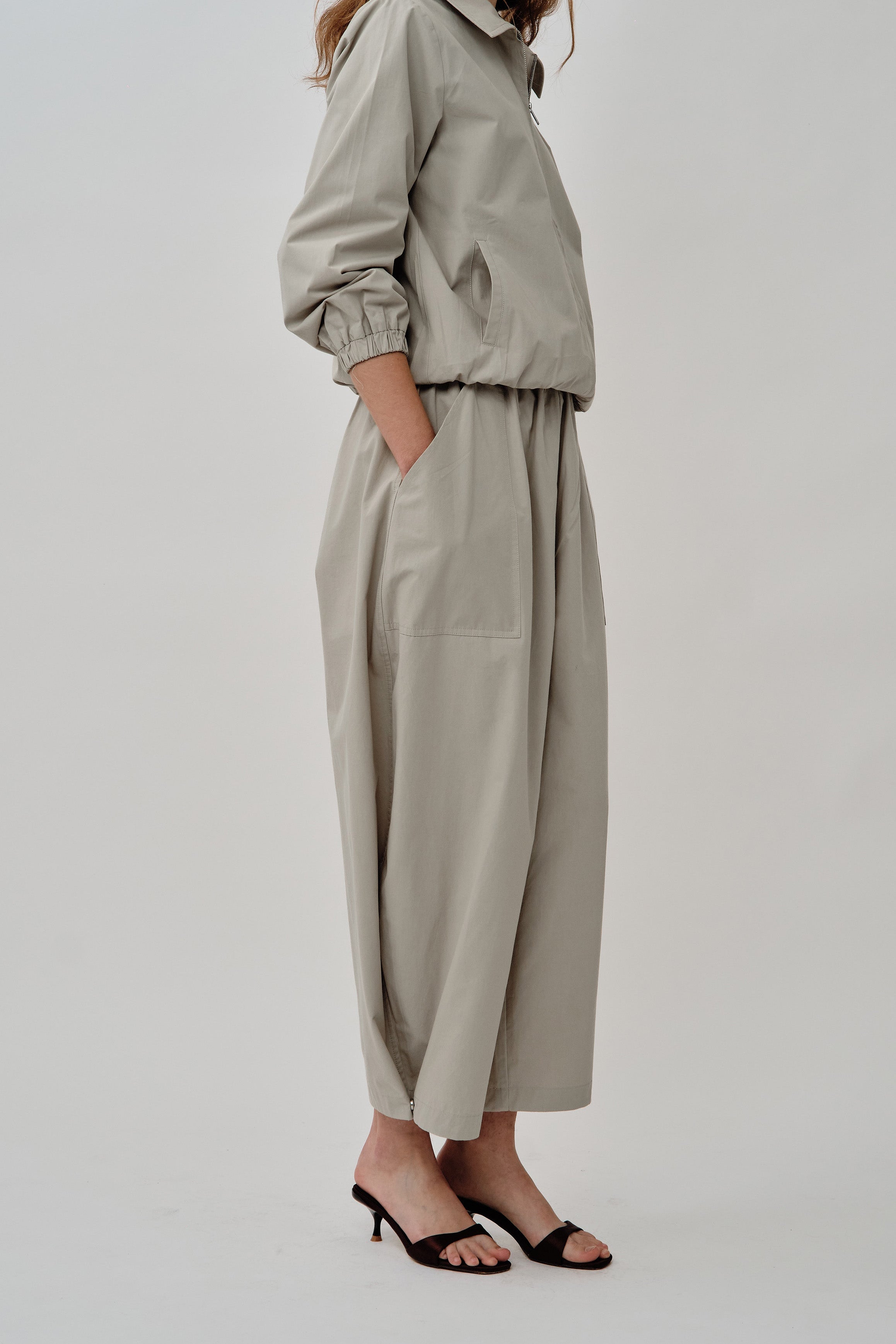 Carpenter Barrel Pants in Khaki